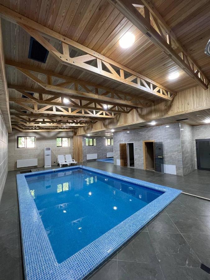 Le Chalet Mont And Restaurant Chorwoq Bagian luar foto